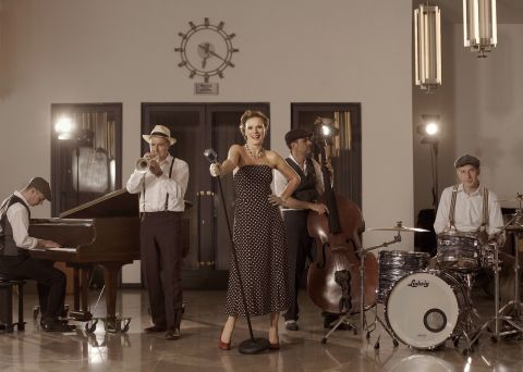 Katie & The Swing Aces